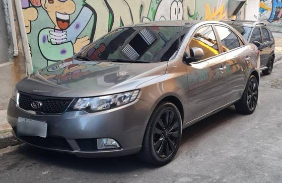 KIA CERATO 1.6 SX3 16V GASOLINA 4P AUTOMÁTICO